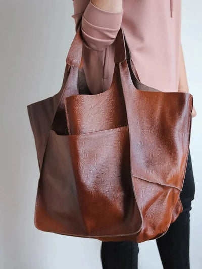 Catrin – Toteväska med generös form