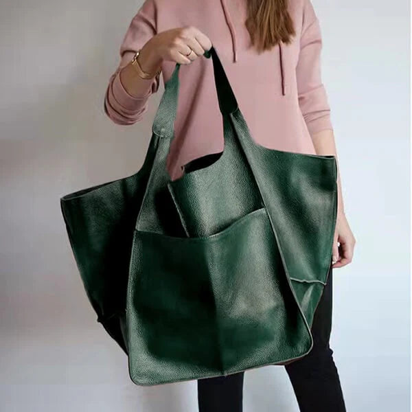 Catrin – Toteväska med generös form